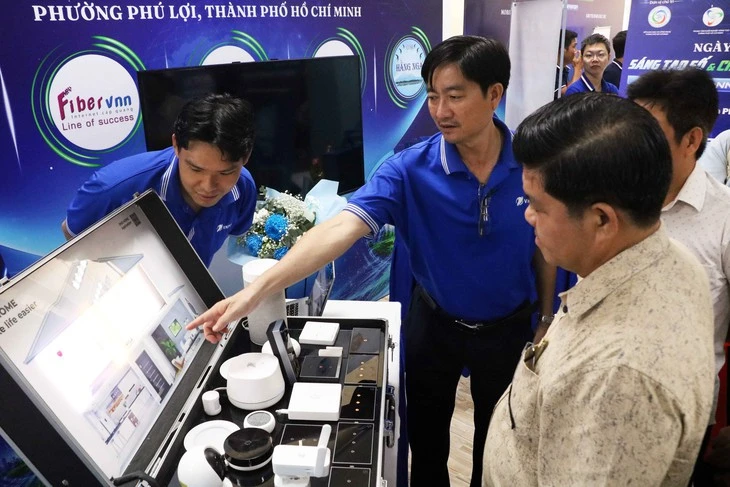 Tin tức sáng 7-6: Tài khoản nhà đầu tư chứng khoán lập kỷ lục mới, vượt 13 triệu Tin tức sáng 7-6: Tài khoản nhà đầu tư chứng khoán lập kỷ lục mới, vượt 13 triệu