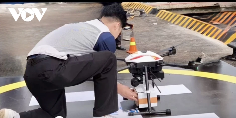 TPHCM đưa vào hoạt động tuyến giao hàng xuyên biển đầu tiên bằng UAV