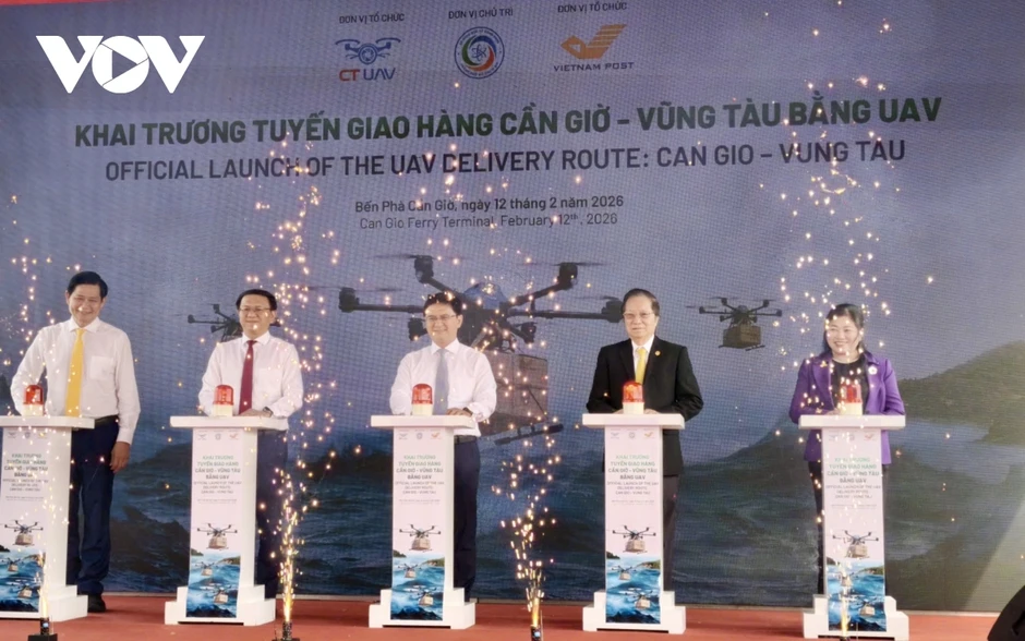 TPHCM đưa vào hoạt động tuyến giao hàng xuyên biển đầu tiên bằng UAV