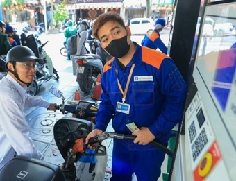 Từ 22h00 ngày 11/3 giá xăng, dầu đồng loạt giảm mạnh