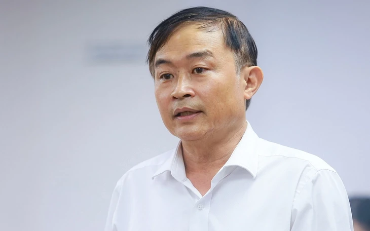 UBND TP.HCM yêu cầu kiểm tra giá vé xe, theo dõi việc cung ứng xăng dầu tại đại lý UBND TP.HCM yêu cầu kiểm tra giá vé xe, theo dõi việc cung ứng xăng dầu tại đại lý