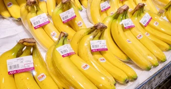 Vì sao chuối trong siêu thị thường bán nải 3-6 quả thay vì nguyên cả buồng?