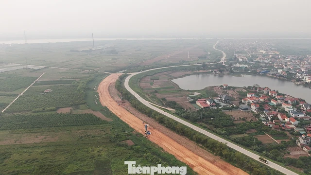 Việt Nam lần đầu có dự án 1,5 tỷ USD mang thương hiệu Trump, đặt tham vọng khiến thế giới “ghen tị” Việt Nam lần đầu có dự án 1,5 tỷ USD mang thương hiệu Trump, đặt tham vọng khiến thế giới “ghen tị”