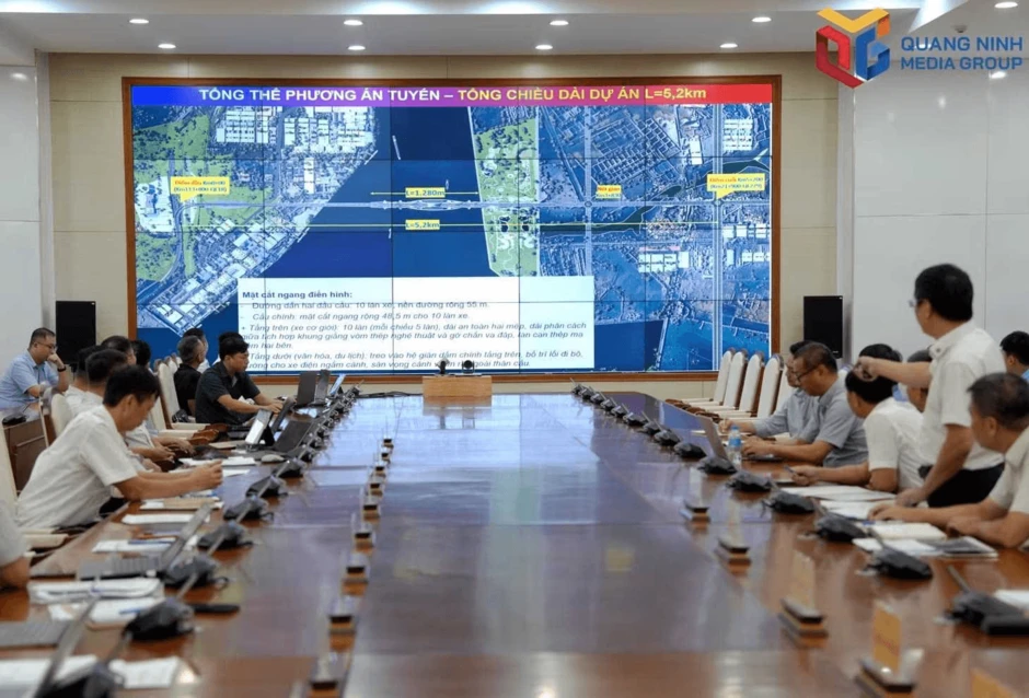Việt Nam sắp xây cầu dài hơn 5km, quy mô 10 làn xe tại tỉnh được ví như "Việt Nam thu nhỏ": Thiết kế 2 tầng hiếm có, tầng 1 làm thương mại - du lịch, dự kiến có nhà hàng xoay 360 độ Việt Nam sắp xây cầu dài hơn 5km, quy mô 10 làn xe tại tỉnh được ví như "Việt Nam thu nhỏ": Thiết kế 2 tầng hiếm có, tầng 1 làm thương mại - du lịch, dự kiến có nhà hàng xoay 360 độ