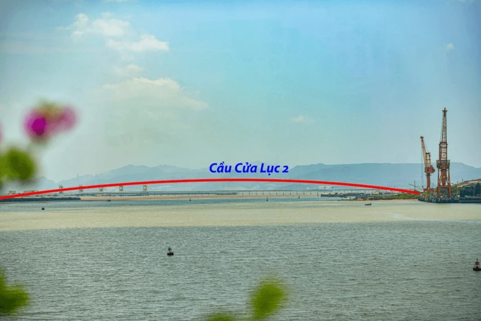 Việt Nam sắp xây cầu dài hơn 5km, quy mô 10 làn xe tại tỉnh được ví như "Việt Nam thu nhỏ": Thiết kế 2 tầng hiếm có, tầng 1 làm thương mại - du lịch, dự kiến có nhà hàng xoay 360 độ Việt Nam sắp xây cầu dài hơn 5km, quy mô 10 làn xe tại tỉnh được ví như "Việt Nam thu nhỏ": Thiết kế 2 tầng hiếm có, tầng 1 làm thương mại - du lịch, dự kiến có nhà hàng xoay 360 độ