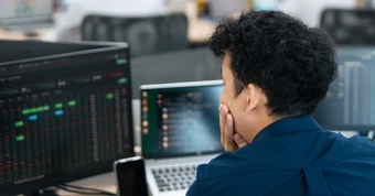 VN-Index 'hụt hẫng' cuối phiên: DGC tiếp tục nằm sàn, STB giảm sâu