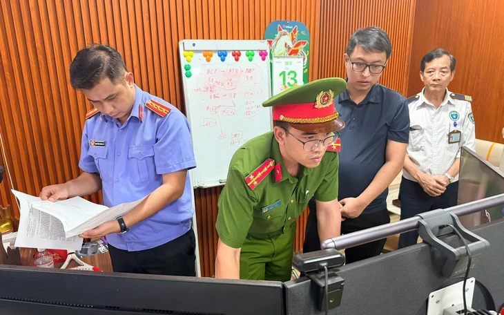 Vụ khám xét công ty nghi dùng Windows và Microsoft Office lậu: Máy tính Thánh Gióng nói gì? Vụ khám xét công ty nghi dùng Windows và Microsoft Office lậu: Máy tính Thánh Gióng nói gì?