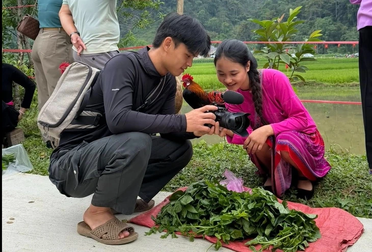 Xã miền núi thu 46 tỉ từ YouTube, TikTok, Facebook Xã miền núi thu 46 tỉ từ YouTube, TikTok, Facebook