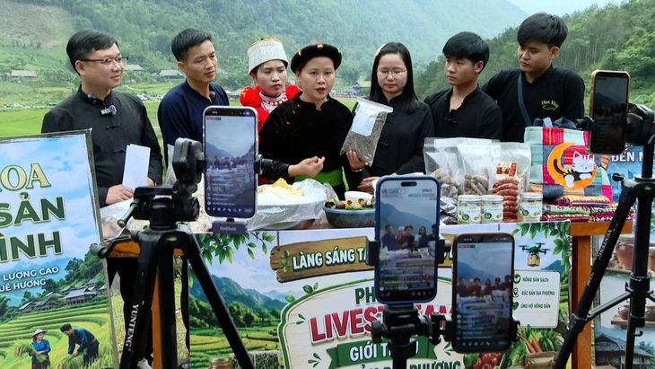 Xã miền núi thu 46 tỉ từ YouTube, TikTok, Facebook Xã miền núi thu 46 tỉ từ YouTube, TikTok, Facebook