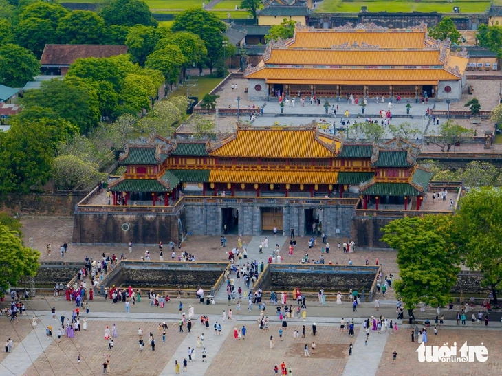 Xứ sở mộng mơ Huế cũng tưng bừng du khách, thêm điểm nhấn mới là cầu Thuận An Xứ sở mộng mơ Huế cũng tưng bừng du khách, thêm điểm nhấn mới là cầu Thuận An