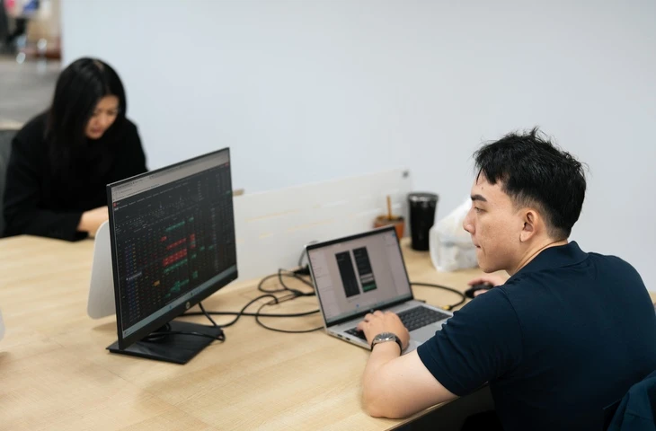 Xuất hiện cổ phiếu bất động sản tăng hơn 10%/tuần, sóng gió liệu đã qua? Xuất hiện cổ phiếu bất động sản tăng hơn 10%/tuần, sóng gió liệu đã qua?