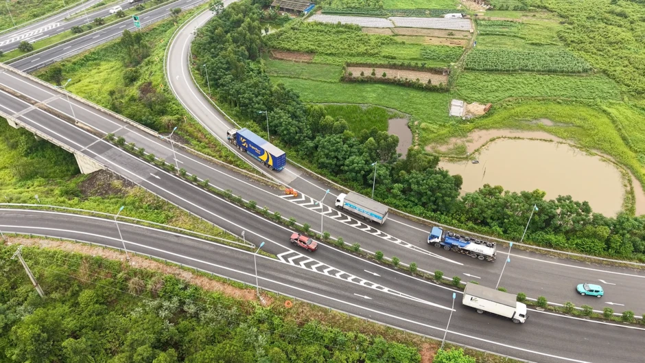 “DNA công nghệ” của Bầu Hiển và logic phía sau siêu cảng Vietnam SuperPort™ “DNA công nghệ” của Bầu Hiển và logic phía sau siêu cảng Vietnam SuperPort™