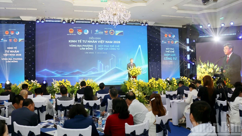 “Đột phá thể chế-hợp lực công tư” nâng cao giá trị nguồn lực tại Lâm Đồng “Đột phá thể chế-hợp lực công tư” nâng cao giá trị nguồn lực tại Lâm Đồng