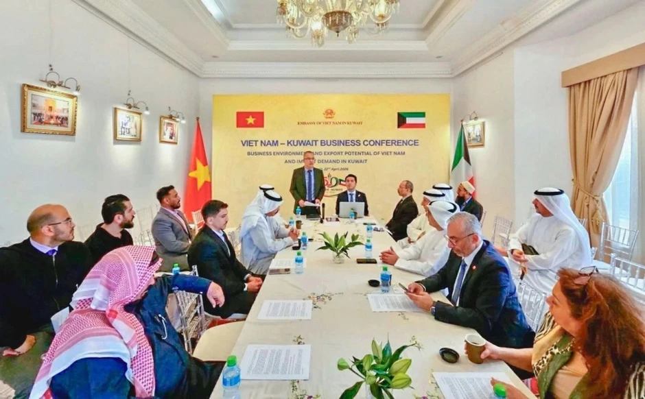 "Cơ quan đại diện ở nước ngoài phải là cầu nối thu hút nguồn lực phát triển" "Cơ quan đại diện ở nước ngoài phải là cầu nối thu hút nguồn lực phát triển"