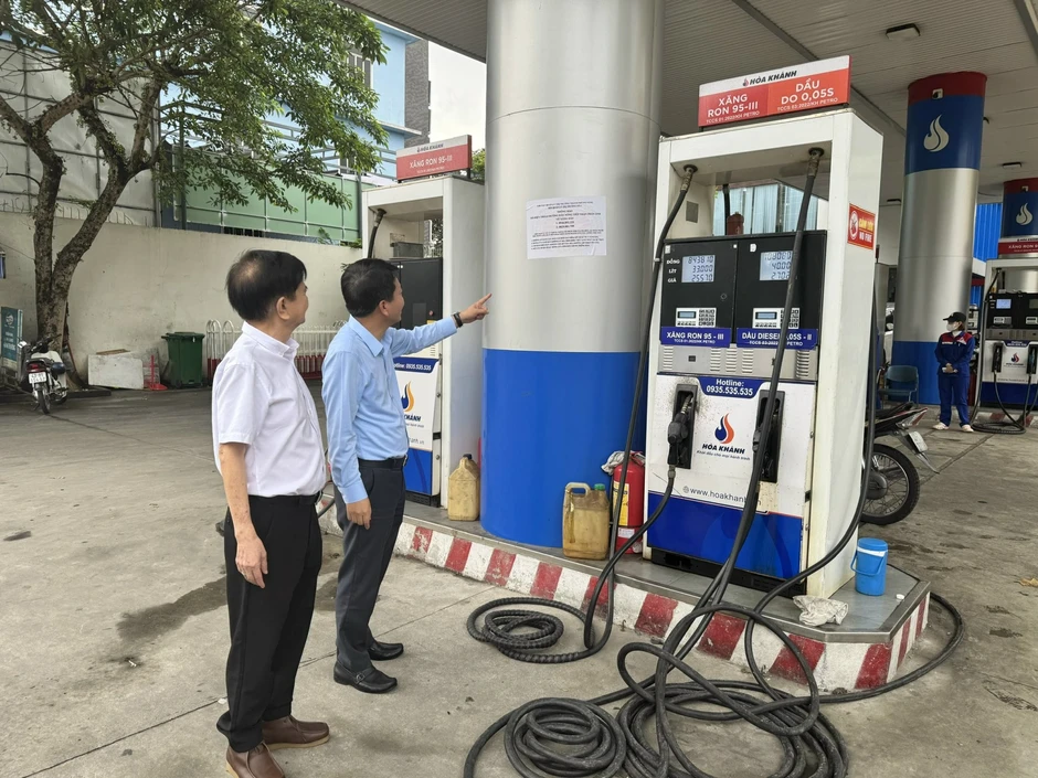 "Ông lớn" xăng dầu PV Oil bị phạt 130 triệu đồng "Ông lớn" xăng dầu PV Oil bị phạt 130 triệu đồng
