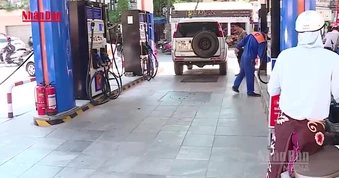[Video] Sẽ tiếp tục sử dụng Quỹ Bình ổn giá để điều tiết thị trường xăng dầu