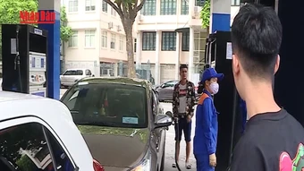 [Video] Việt Nam giữ giá xăng dầu ở mức thấp, không đứt gãy nguồn cung