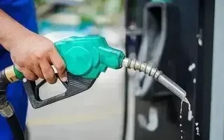 3 doanh nghiệp đầu mối kinh doanh xăng dầu bị phạt 450 triệu đồng 3 doanh nghiệp đầu mối kinh doanh xăng dầu bị phạt 450 triệu đồng
