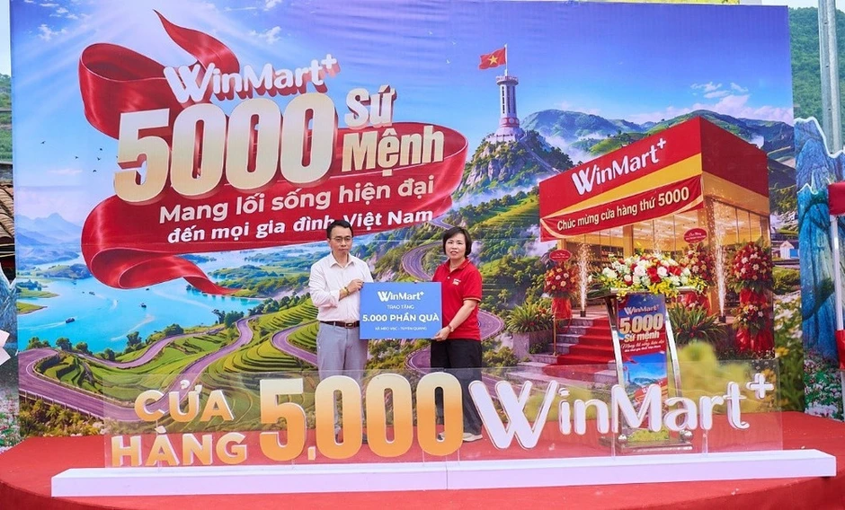 5.000 phần quà WinMart+ trao tặng bà con Mèo Vạc, đánh dấu cửa hàng thứ 5.000 5.000 phần quà WinMart+ trao tặng bà con Mèo Vạc, đánh dấu cửa hàng thứ 5.000