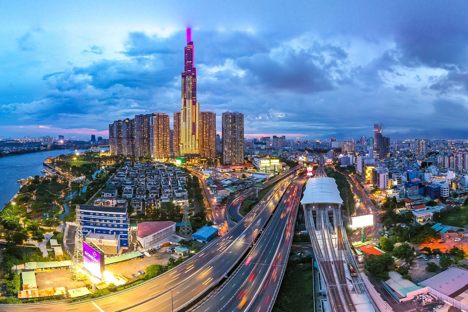 8 tỷ phú USD Việt: Từ tuyên bố đầy tham vọng đến các trụ cột kinh tế tư nhân 8 tỷ phú USD Việt: Từ tuyên bố đầy tham vọng đến các trụ cột kinh tế tư nhân