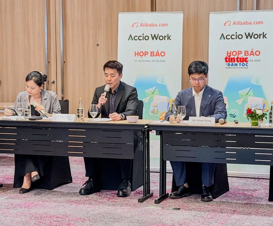 AI tiếp sức doanh nghiệp Việt vươn ra thị trường toàn cầu AI tiếp sức doanh nghiệp Việt vươn ra thị trường toàn cầu