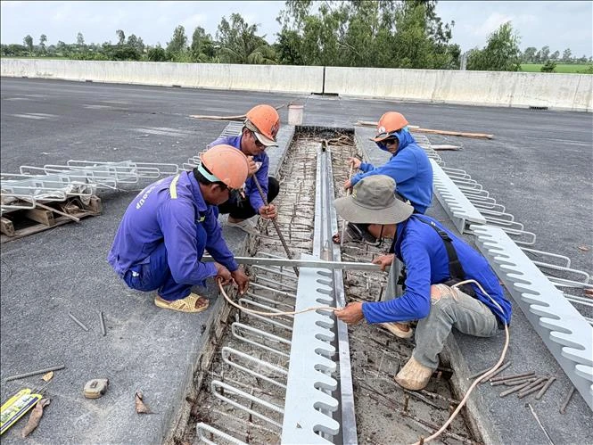 An Giang bứt tốc hạ tầng giao thông, hình thành 5 trục động lực phát triển