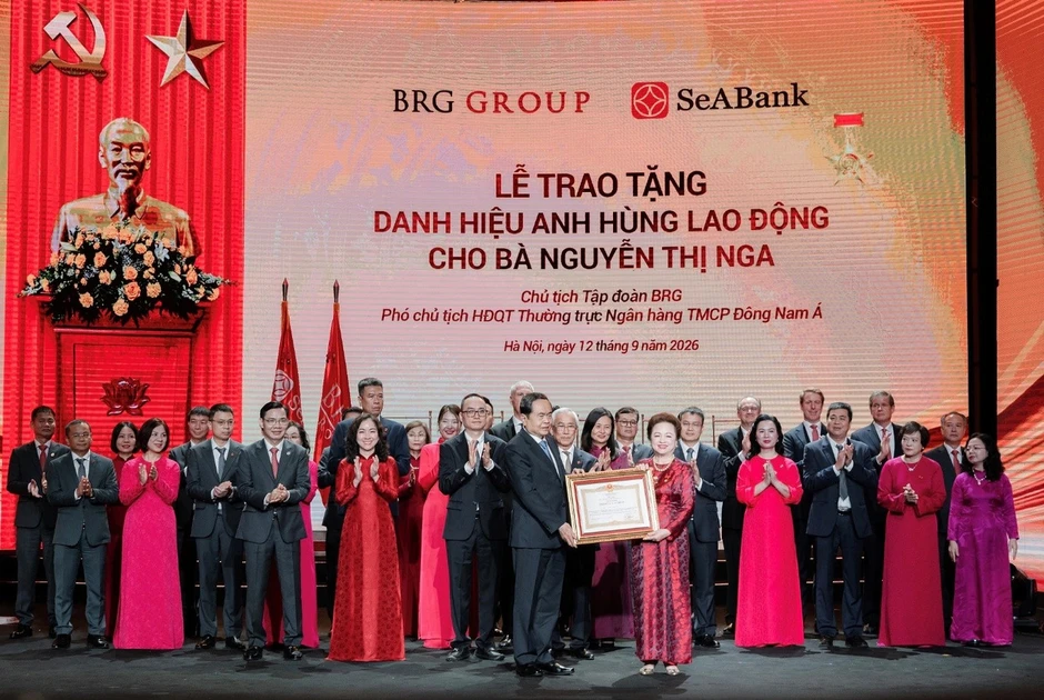 Anh hùng Lao động Nguyễn Thị Nga: 'Tôi chọn kinh doanh từ một câu hỏi về cuộc sống' Anh hùng Lao động Nguyễn Thị Nga: 'Tôi chọn kinh doanh từ một câu hỏi về cuộc sống'
