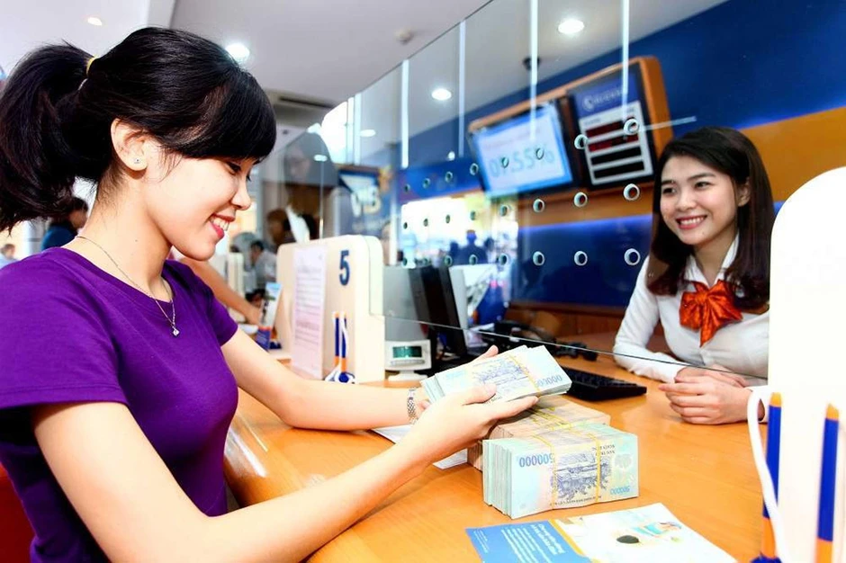 Áp lực bán mạnh, VN-Index mất mốc 1.800 điểm, 1 cổ phiếu ngân hàng giảm kịch sàn
