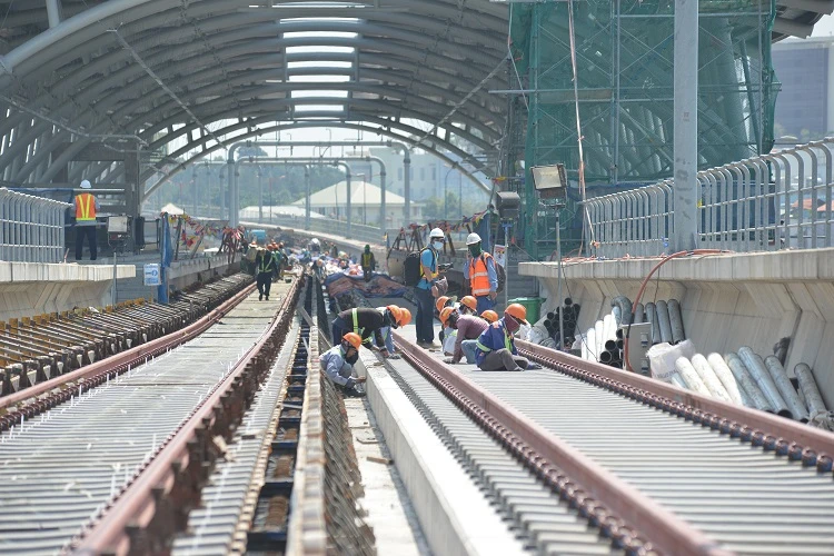 Áp lực giải ngân hơn 80% vốn đầu tư công trong các tháng cuối năm