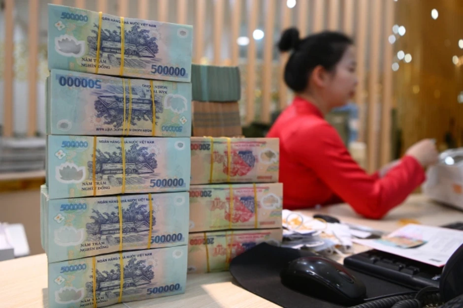 Áp lực vốn đẩy ngân hàng vào 'cuộc đua' lãi suất Áp lực vốn đẩy ngân hàng vào 'cuộc đua' lãi suất