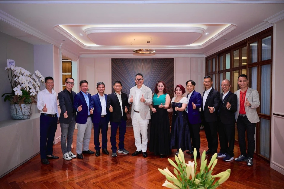 Apollo Group và dấu mốc tái cấu trúc sau hơn hai thập kỷ Apollo Group và dấu mốc tái cấu trúc sau hơn hai thập kỷ