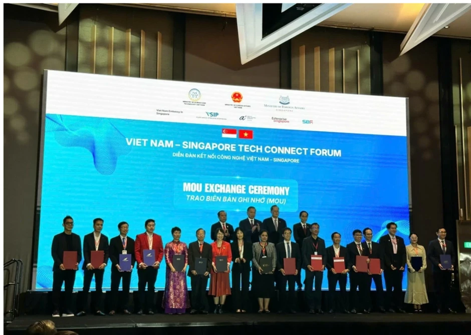 Arobid hợp tác với Hiệp hội AI Singapore, mở rộng kết nối doanh nghiệp toàn cầu Arobid hợp tác với Hiệp hội AI Singapore, mở rộng kết nối doanh nghiệp toàn cầu