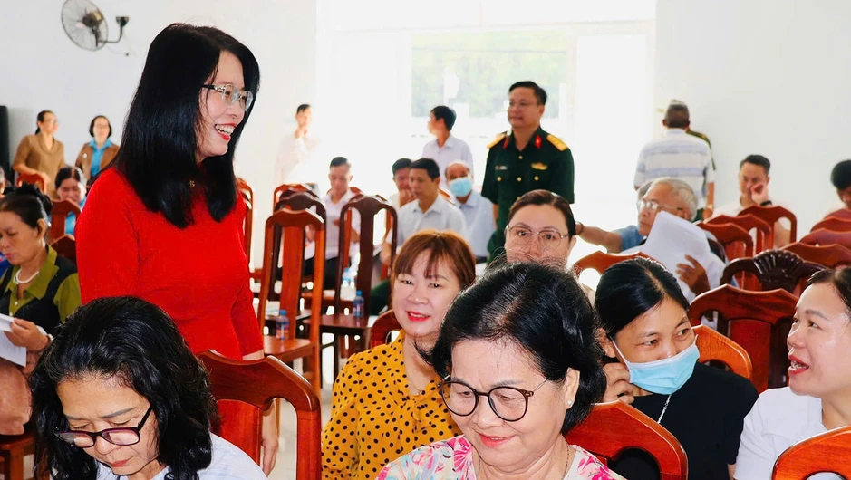 Bà Nguyễn Thị Ánh Hoa: ‘Không ngừng nỗ lực đóng góp cho sự phát triển’ Bà Nguyễn Thị Ánh Hoa: ‘Không ngừng nỗ lực đóng góp cho sự phát triển’