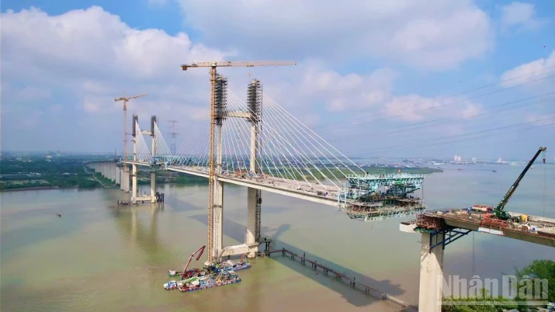 Bài 2: Sức bật từ hạ tầng