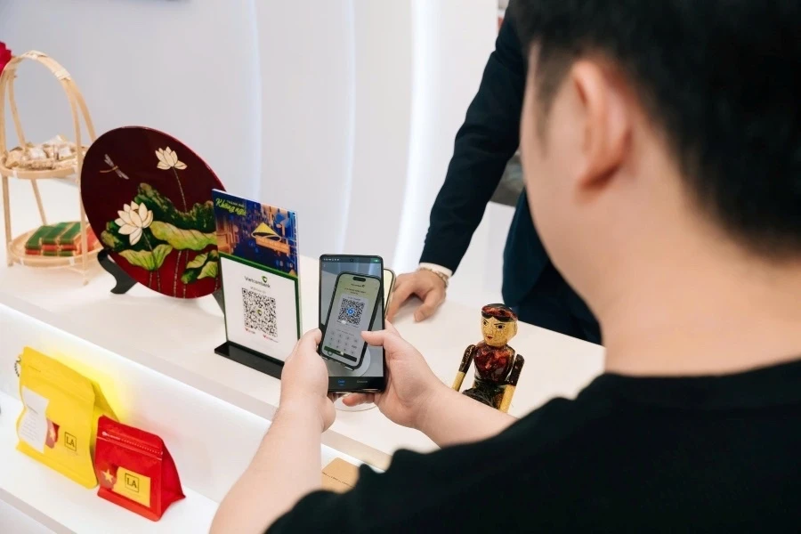 Bảo vệ khách hàng trước hành vi lừa đảo trên môi trường số Bảo vệ khách hàng trước hành vi lừa đảo trên môi trường số