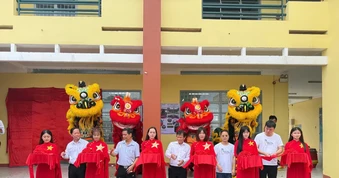 Baosteel Can Making Việt Nam: Tài trợ phòng máy cho Trường CĐN Việt Nam - Singapore