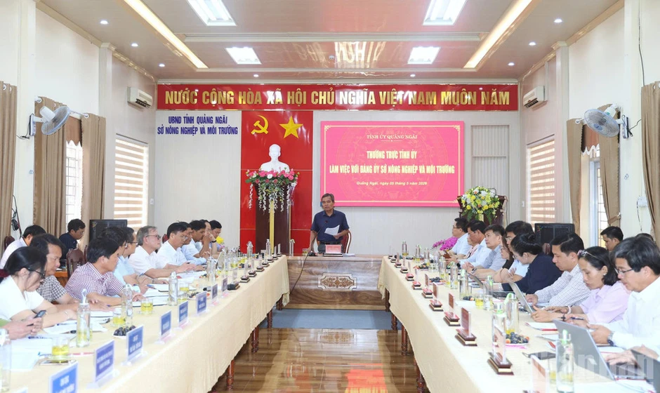 Bí thư Tỉnh ủy Quảng Ngãi: Cán bộ ngành nông nghiệp và môi trường cần đổi mới tư duy, phương pháp làm việc