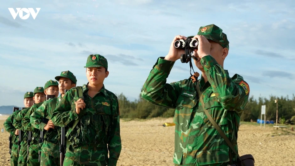Biên phòng Gia Lai đồng hành cùng ngư dân chung tay gỡ “thẻ vàng” IUU Biên phòng Gia Lai đồng hành cùng ngư dân chung tay gỡ “thẻ vàng” IUU