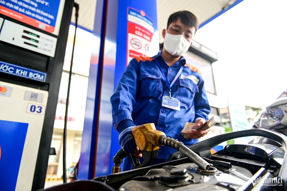 Bộ Tài chính đề xuất kéo dài giải pháp quan trọng để tăng cung xăng dầu Bộ Tài chính đề xuất kéo dài giải pháp quan trọng để tăng cung xăng dầu