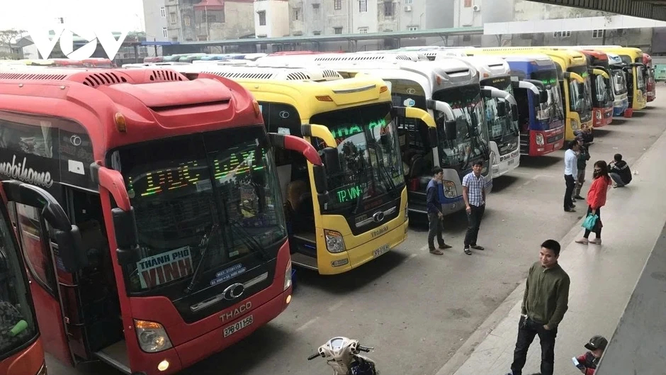 Bộ trưởng Trần Hồng Minh yêu cầu siết giá cước vận tải trước biến động xăng dầu Bộ trưởng Trần Hồng Minh yêu cầu siết giá cước vận tải trước biến động xăng dầu