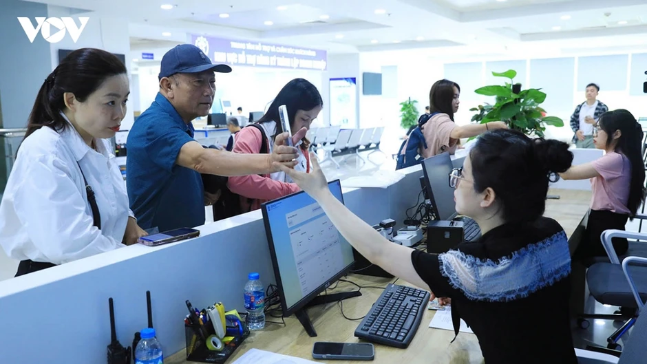 Bộ Xây dựng cắt giảm 6,8 tỷ chi phí, rút ngắn hơn 2.500 ngày giải quyết TTHC Bộ Xây dựng cắt giảm 6,8 tỷ chi phí, rút ngắn hơn 2.500 ngày giải quyết TTHC