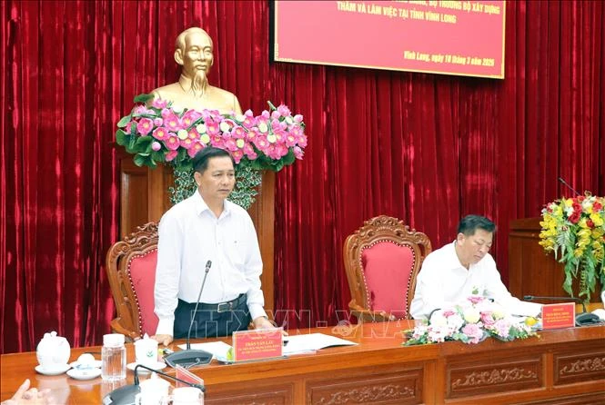 Bộ Xây dựng làm việc với Vĩnh Long về phát triển hạ tầng giao thông và đô thị Bộ Xây dựng làm việc với Vĩnh Long về phát triển hạ tầng giao thông và đô thị