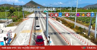 Bộ Xây dựng trả lời về chênh lệch phí đi cao tốc và quốc lộ