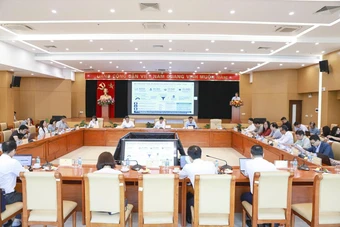 Bồi dưỡng nâng cao năng lực quản lý phát triển đô thị gắn với chuyển đổi số