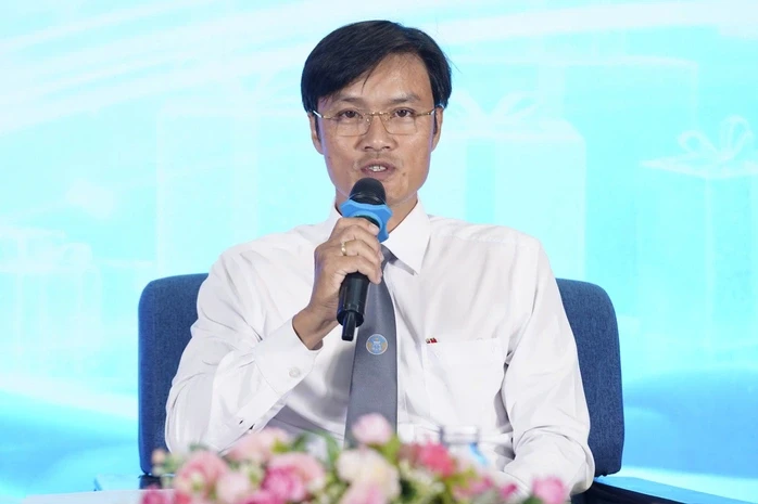 Bức tranh thương mại điện tử Việt Nam đang diễn biến ra sao khi các sàn đua nhau tăng phí? Bức tranh thương mại điện tử Việt Nam đang diễn biến ra sao khi các sàn đua nhau tăng phí?