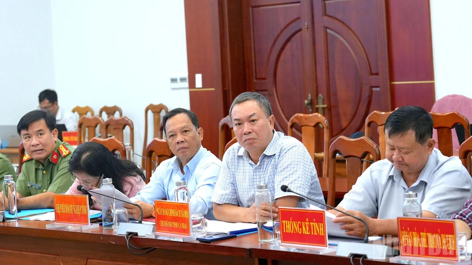 Cà Mau đột phá nhân lực để tăng trưởng hai con số Cà Mau đột phá nhân lực để tăng trưởng hai con số