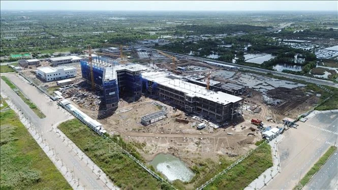 Cà Mau gỡ 'điểm nghẽn' mặt bằng, xây dựng kịch bản giải ngân Cà Mau gỡ 'điểm nghẽn' mặt bằng, xây dựng kịch bản giải ngân