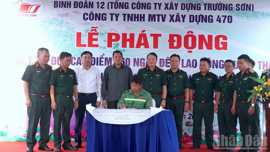 Cà Mau sôi nổi hoạt động thi đua tăng tốc các công trình trọng điểm quốc gia