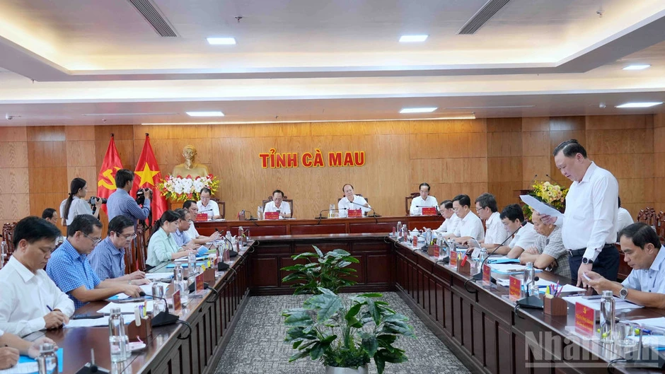 Cà Mau tập trung tháo gỡ nút thắt, quyết tâm đạt tăng trưởng hai con số Cà Mau tập trung tháo gỡ nút thắt, quyết tâm đạt tăng trưởng hai con số