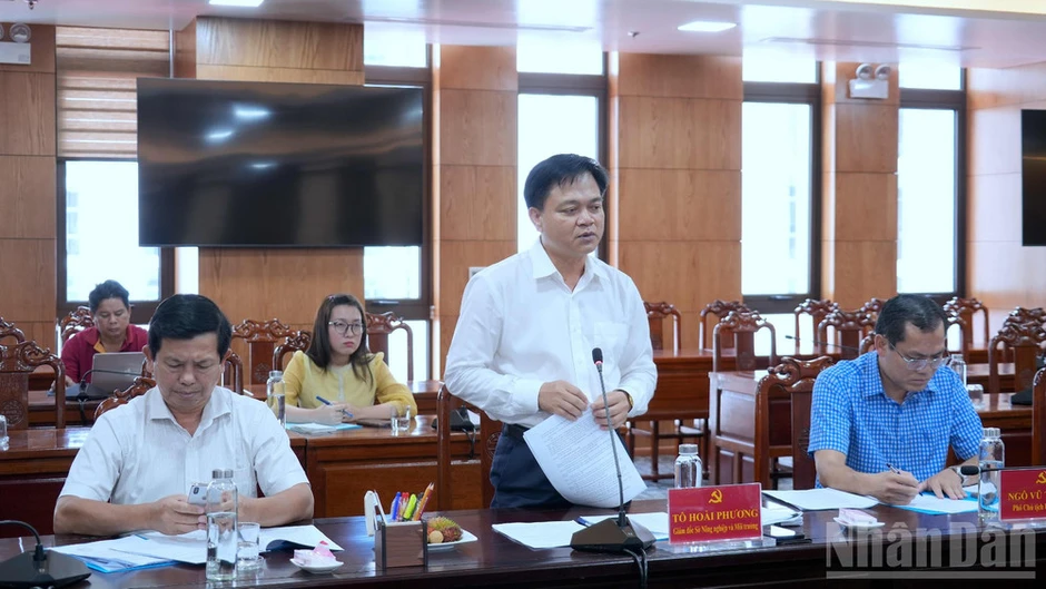 Cà Mau tập trung tháo gỡ nút thắt, quyết tâm đạt tăng trưởng hai con số Cà Mau tập trung tháo gỡ nút thắt, quyết tâm đạt tăng trưởng hai con số